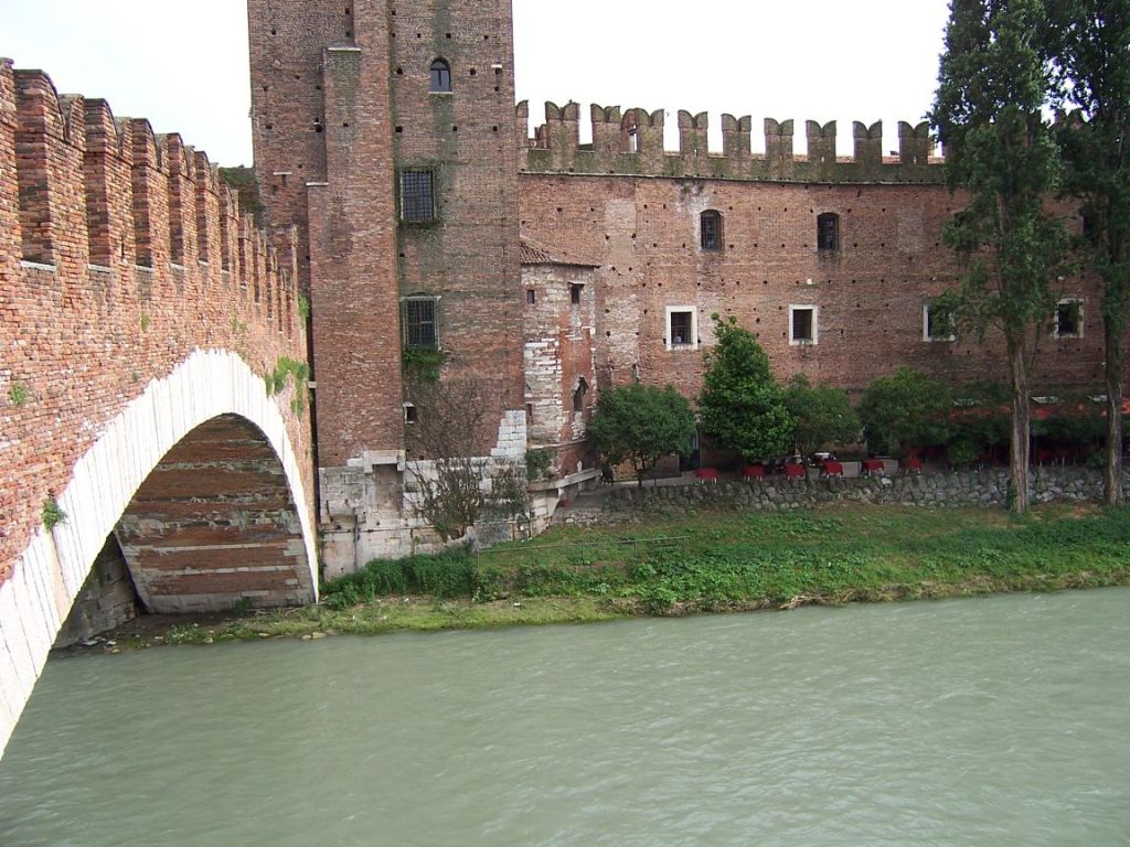 Ponte del Castel Vecchio